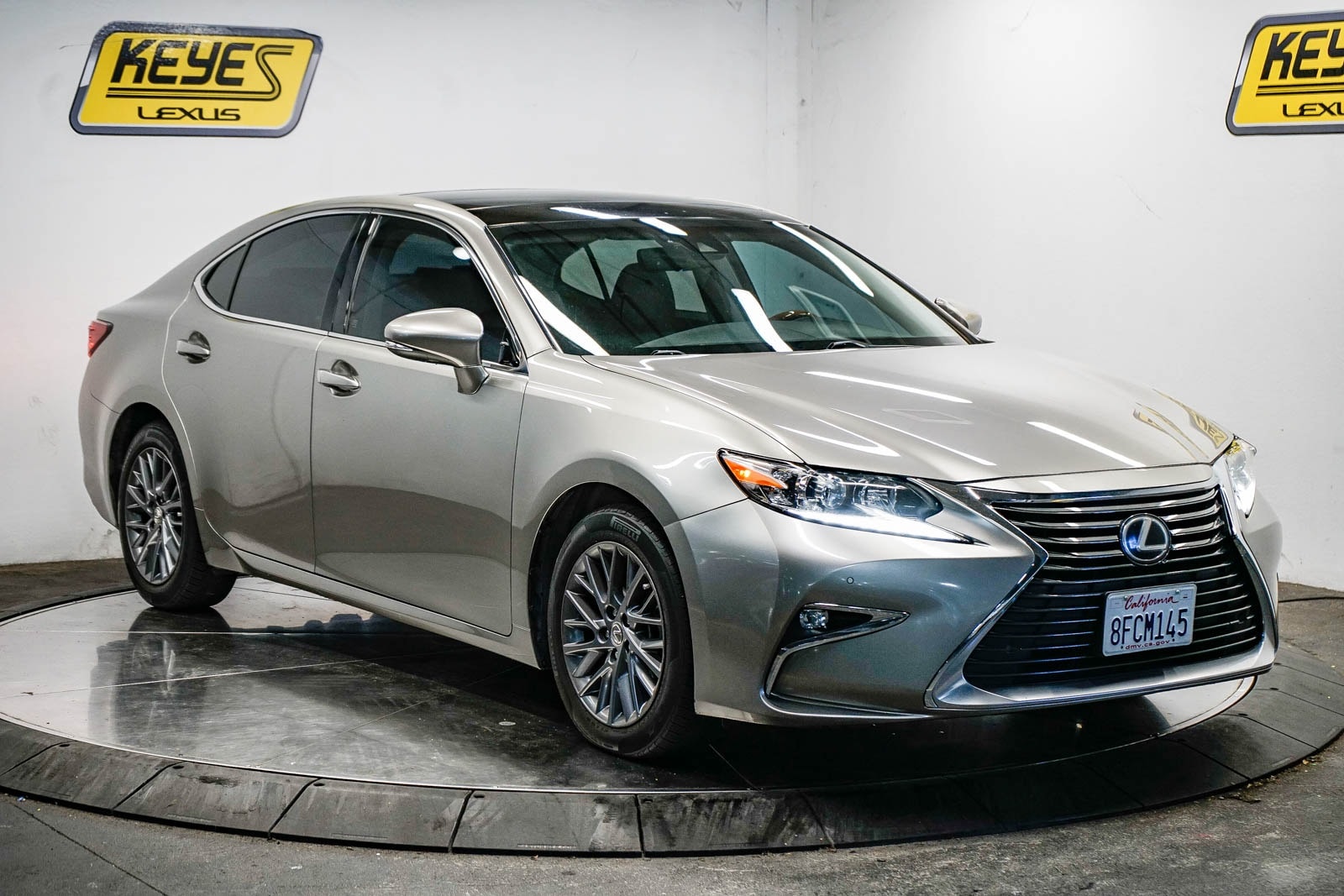 Thumbnail: 2018 Lexus ES - 5