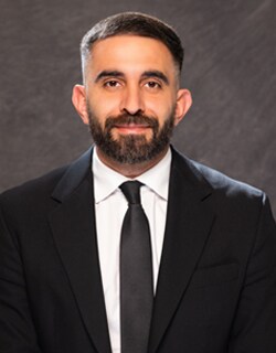 Staff member Tigran Oganesyan from ID_ddd10075cdbe