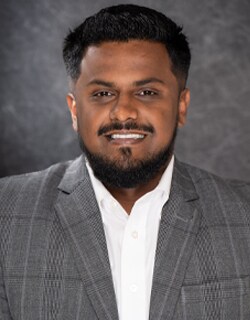 Staff member Adnan Shad from ID_ddd10075cdbe