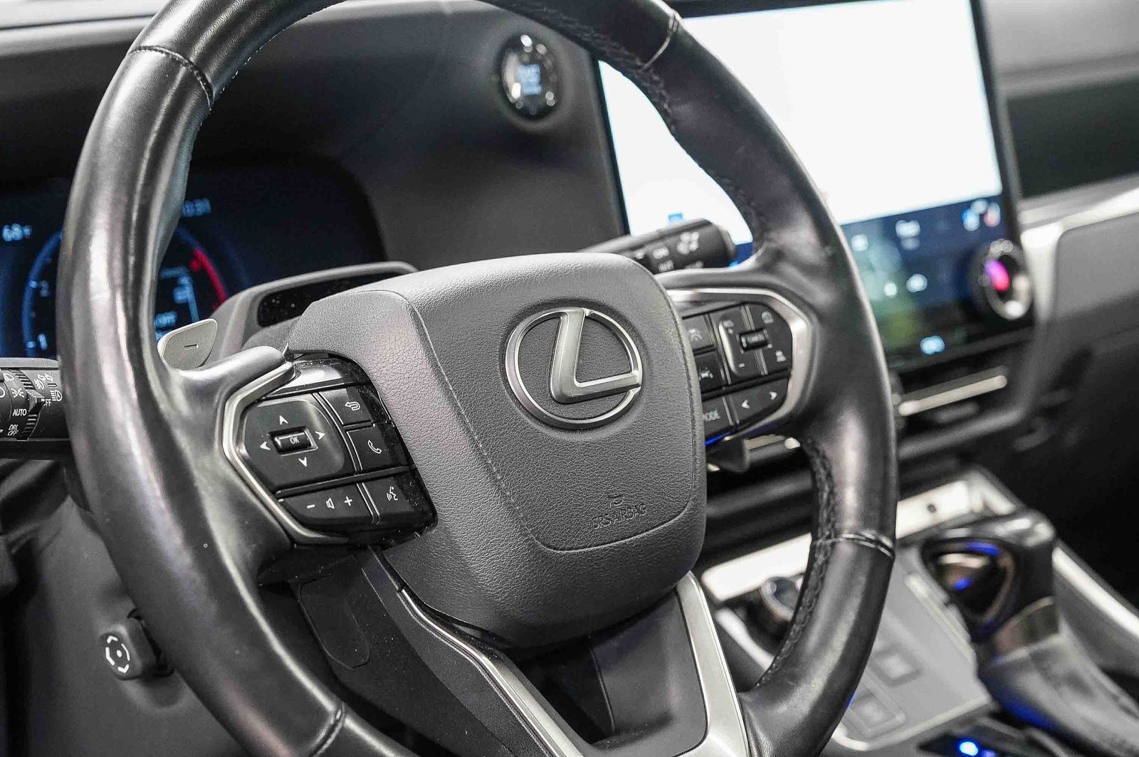 Thumbnail: 2024 Lexus GX - 21