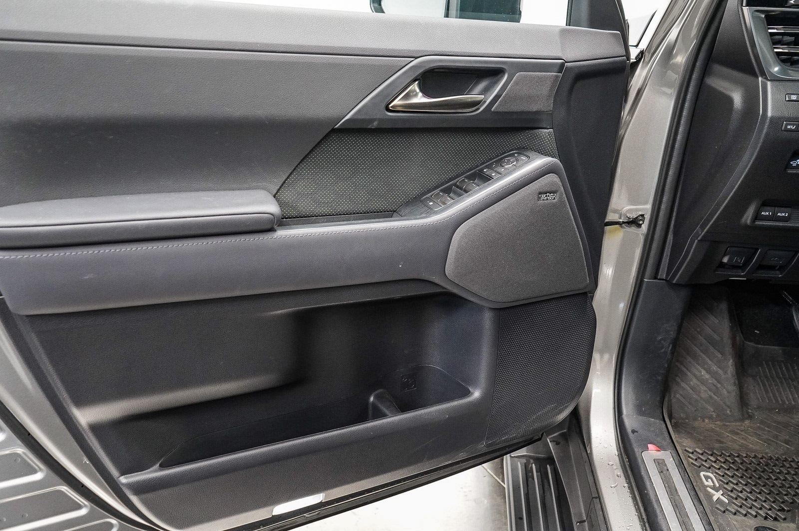 Thumbnail: 2025 Lexus GX - 22