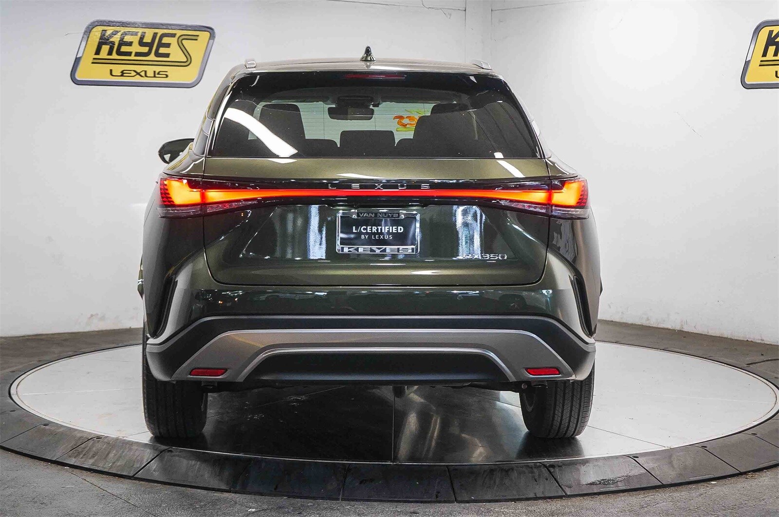 2024 Lexus RX 350 Premium photo 3