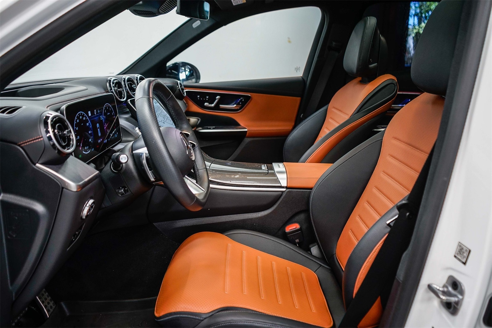 Thumbnail: 2023 Mercedes-Benz GLC - 17