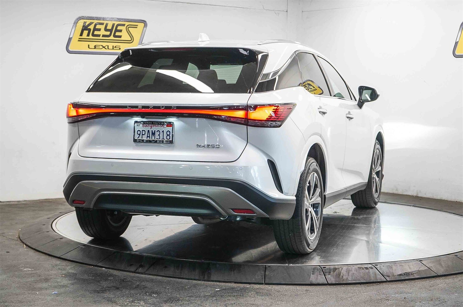 2024 Lexus RX 350 photo 4