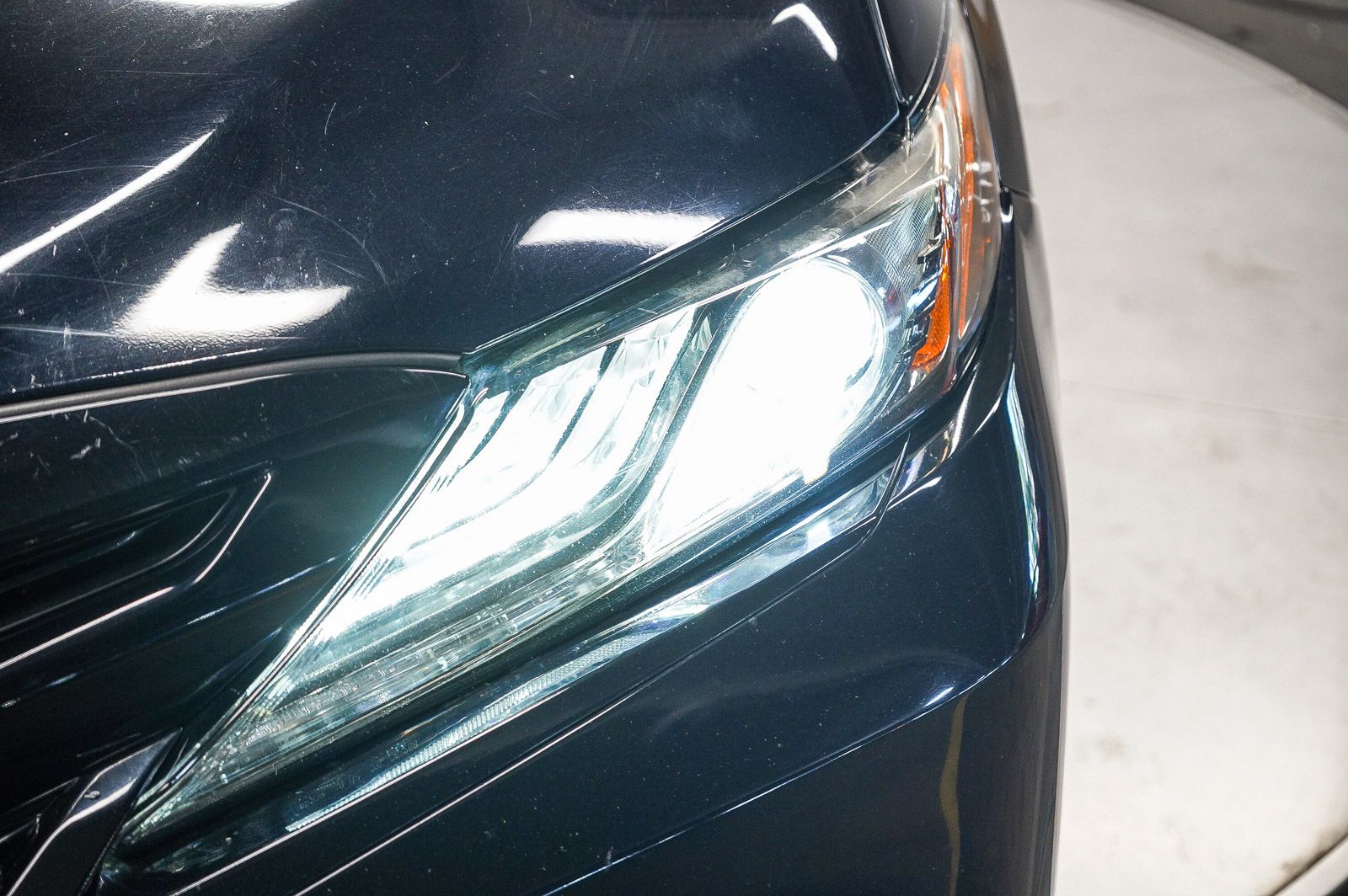 Thumbnail: 2019 Toyota Camry - 7