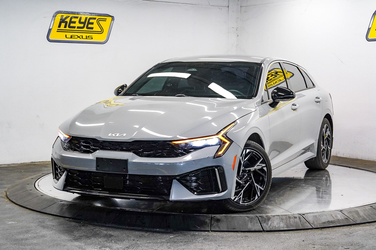 2025 Kia K5 GT-Line -
                  Van Nuys, CA