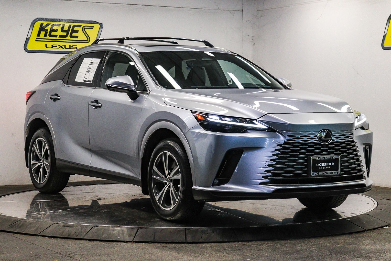 Thumbnail: 2024 Lexus RX - 4