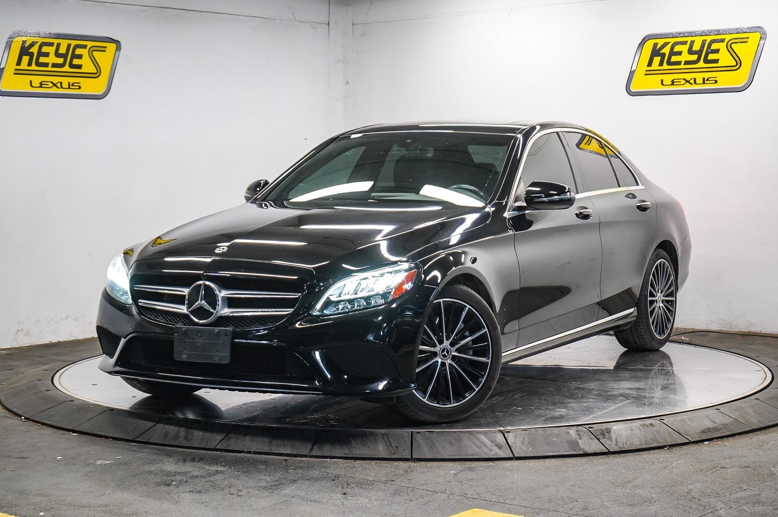 Thumbnail: 2019 Mercedes-Benz C-Class - 1