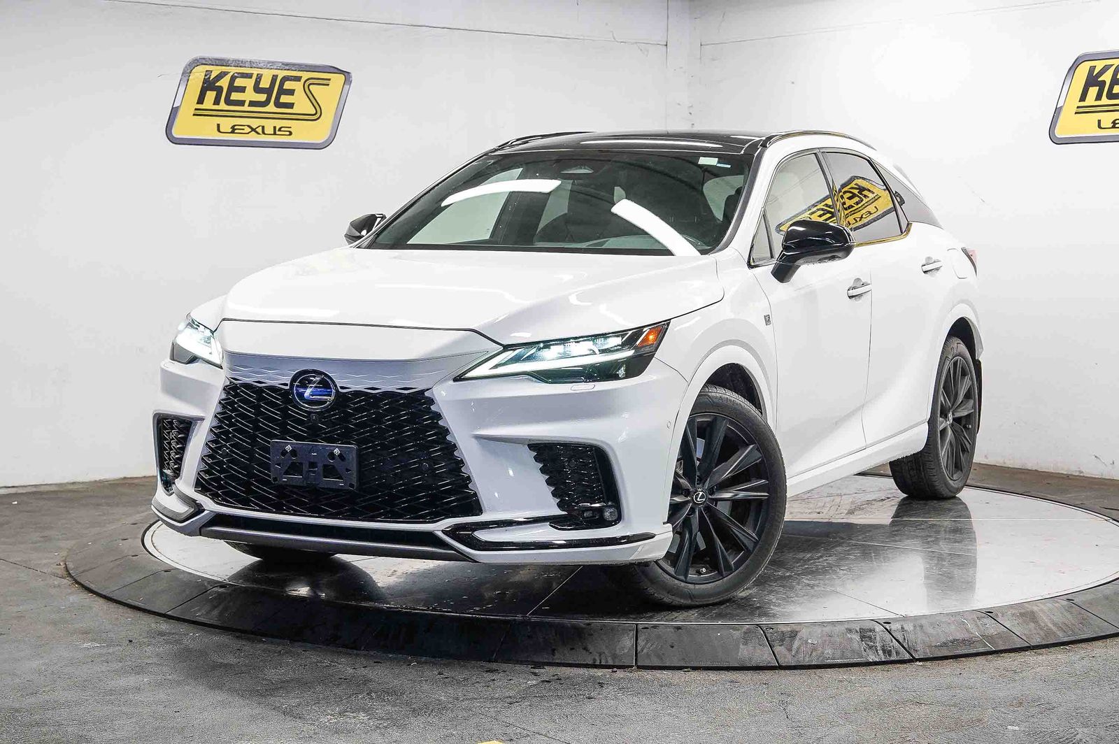 2023 Lexus RX 350h 500h F SPORT AWD's photo