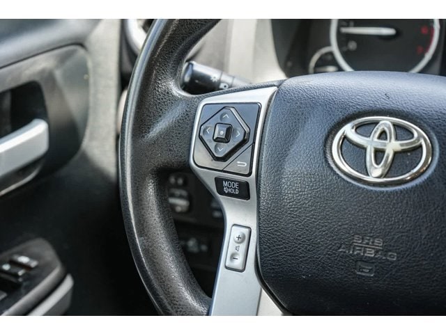 2017 Toyota Tundra SR5 18