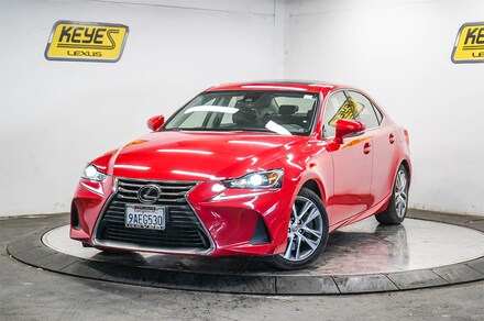 2019 LEXUS IS Sedan