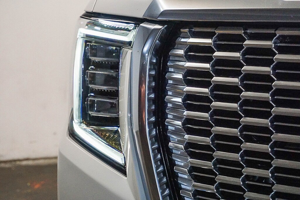 Used 2021 GMC Yukon XL Denali SUV