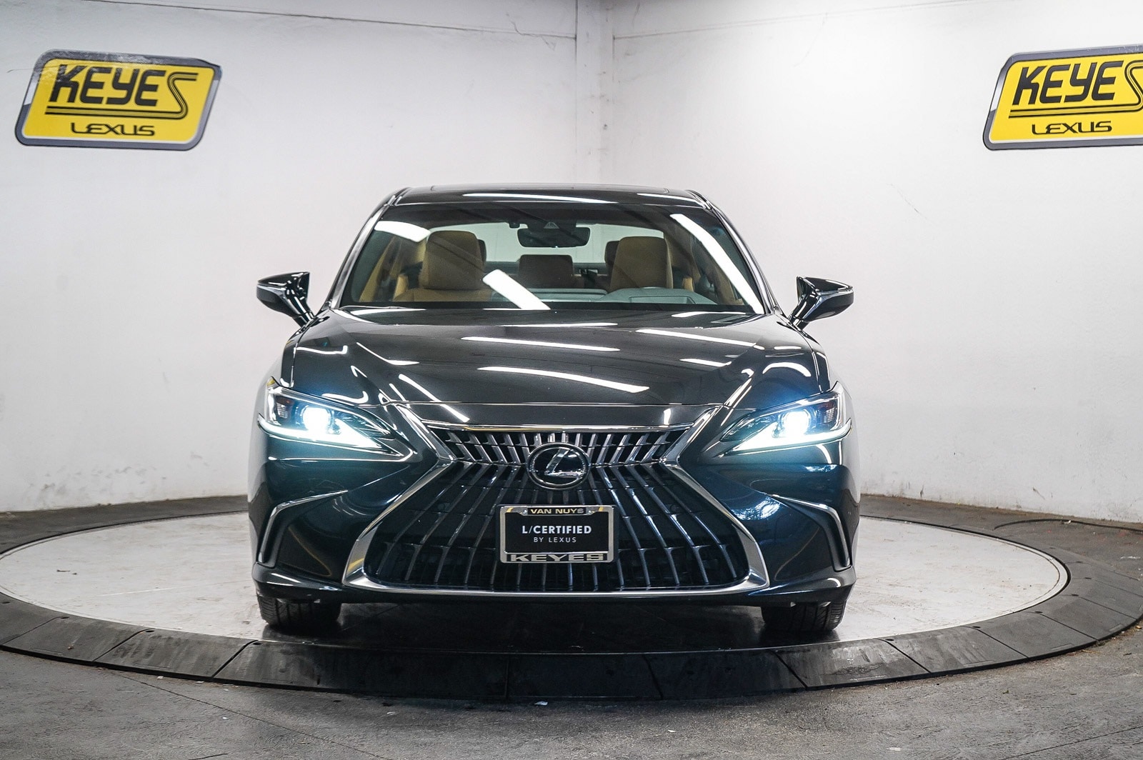 Thumbnail: 2025 Lexus ES - 6