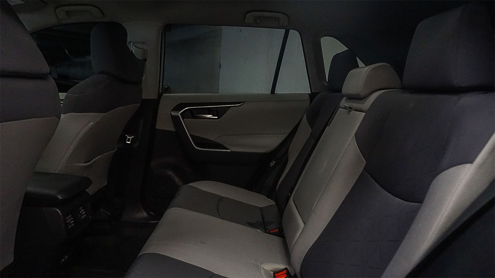 Thumbnail: 2025 Toyota RAV4 - 19
