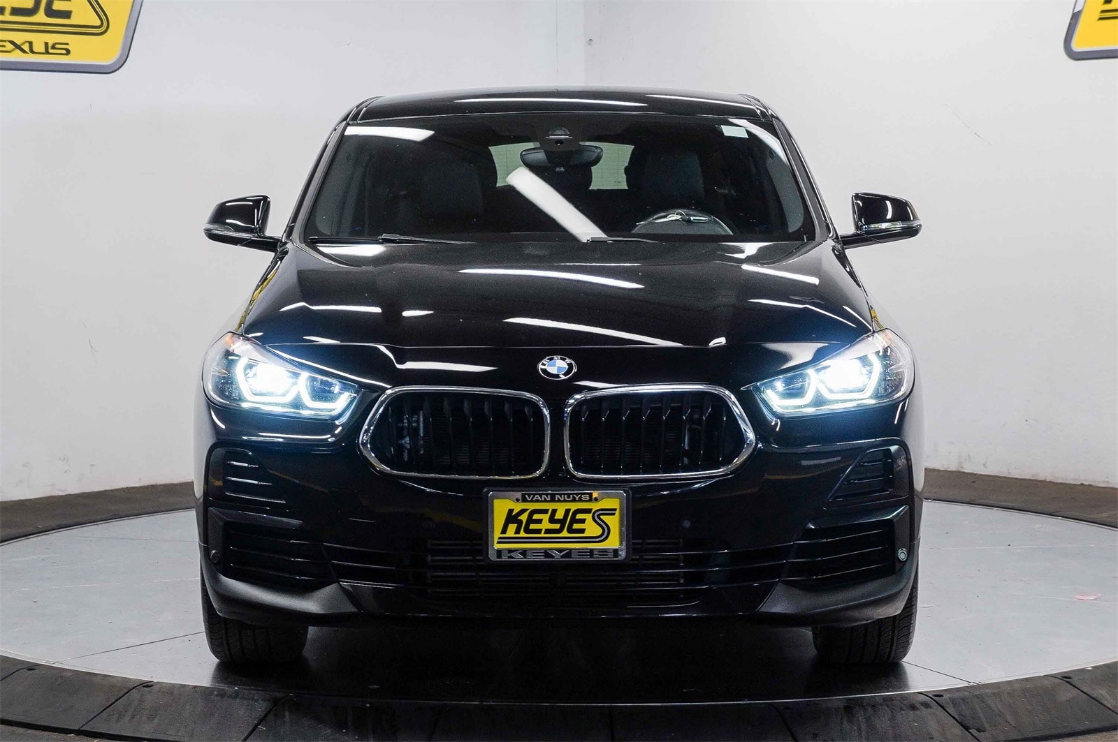 Thumbnail: 2022 BMW X2 - 2
