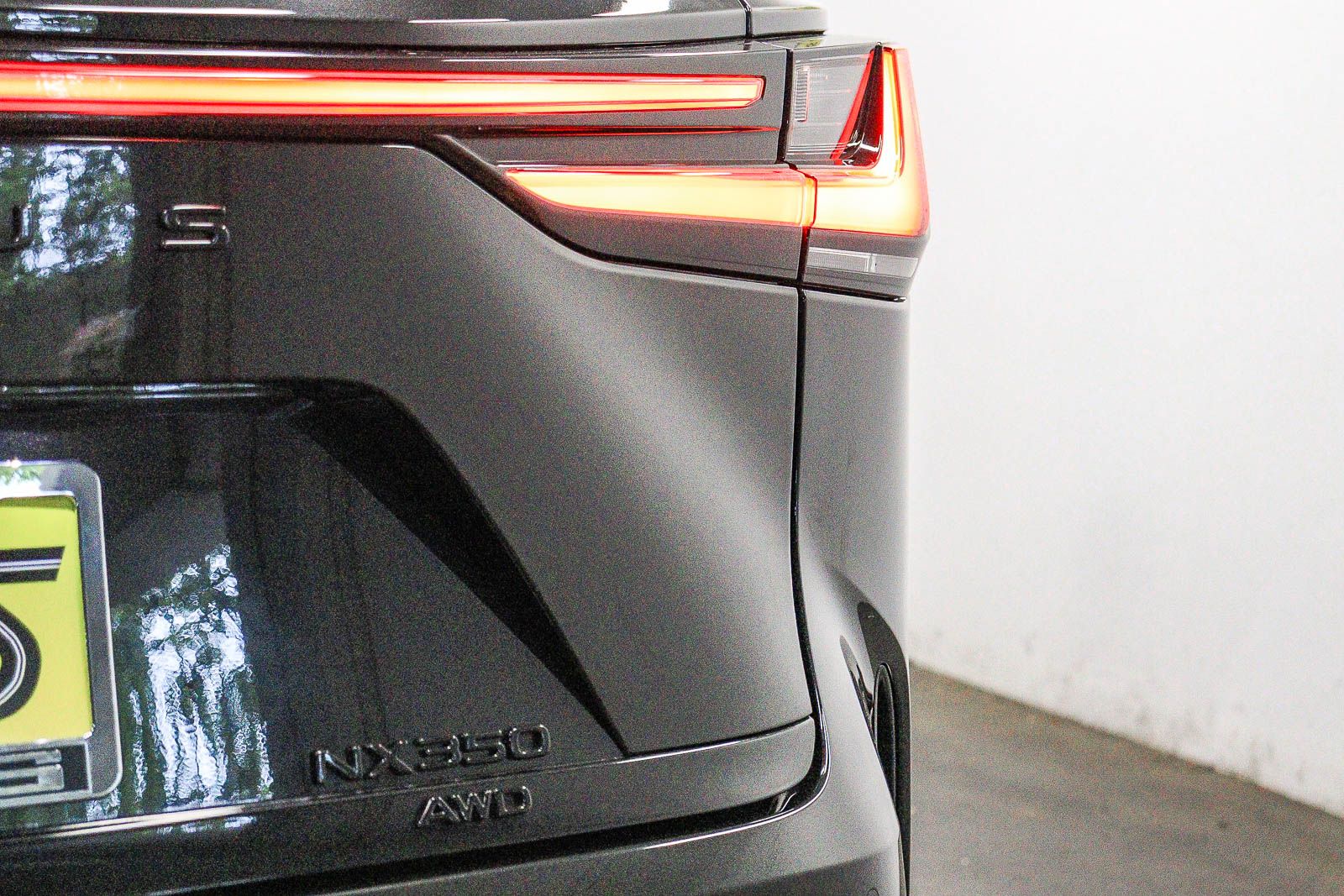 Thumbnail: 2026 Lexus ES - 10