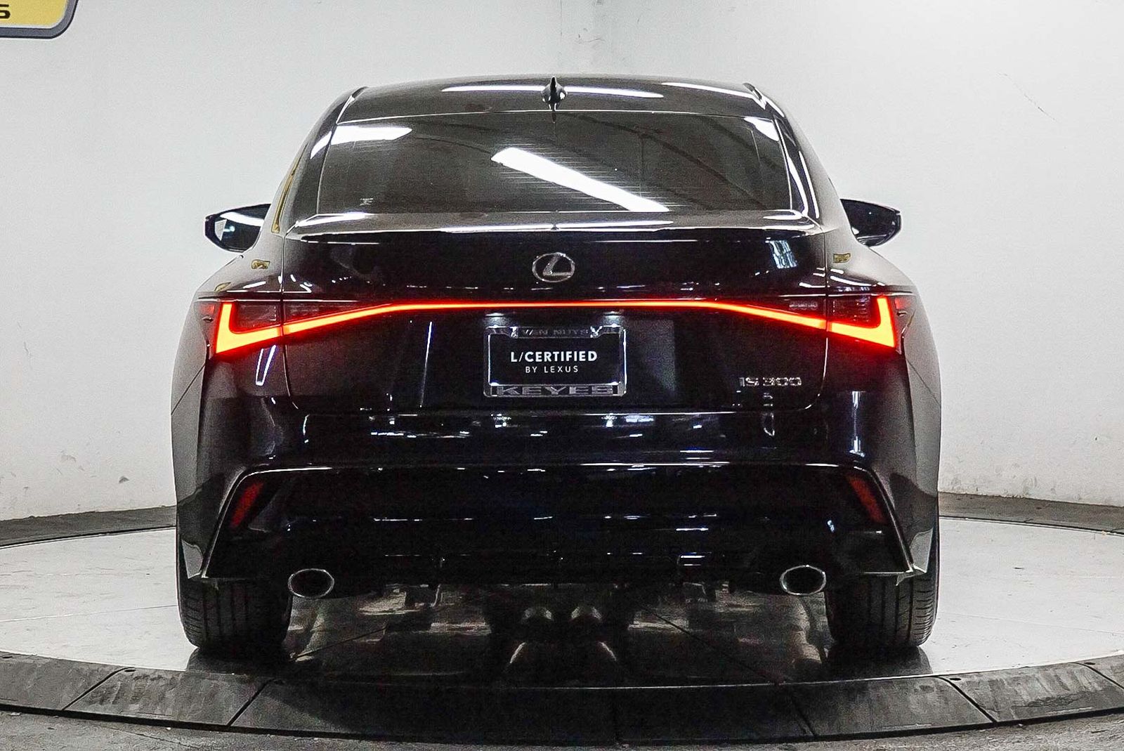 Thumbnail: 2025 Lexus IS - 3