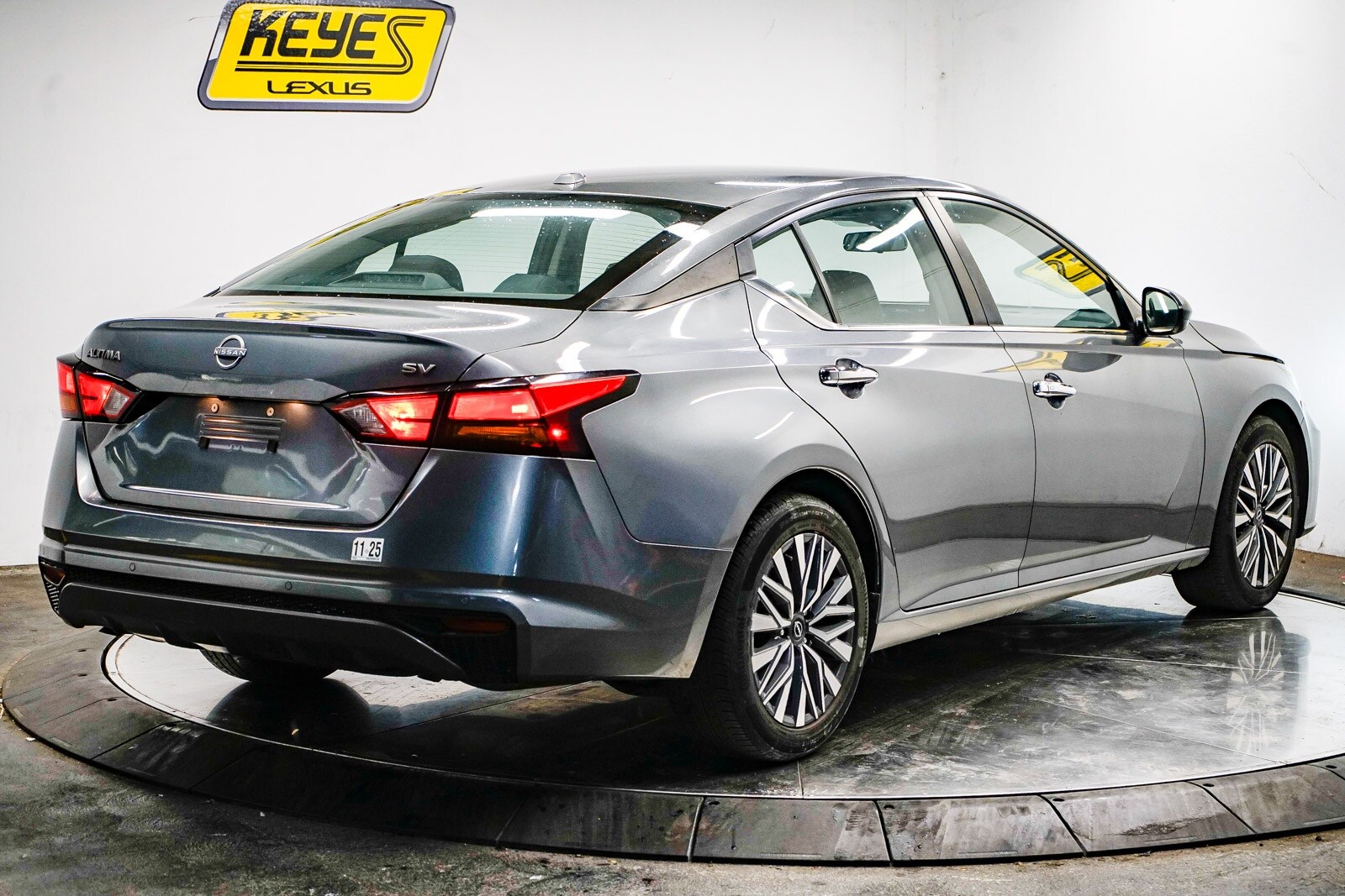 2024 Nissan Altima SV photo 4