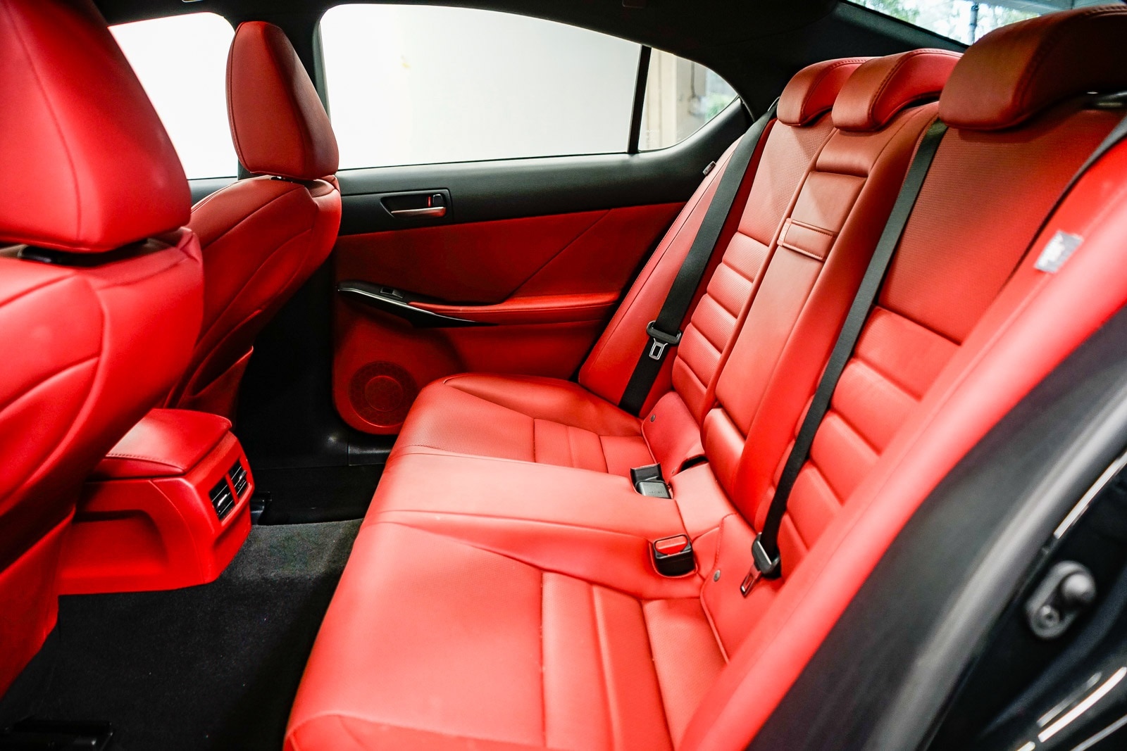 Thumbnail: 2023 Lexus IS - 18