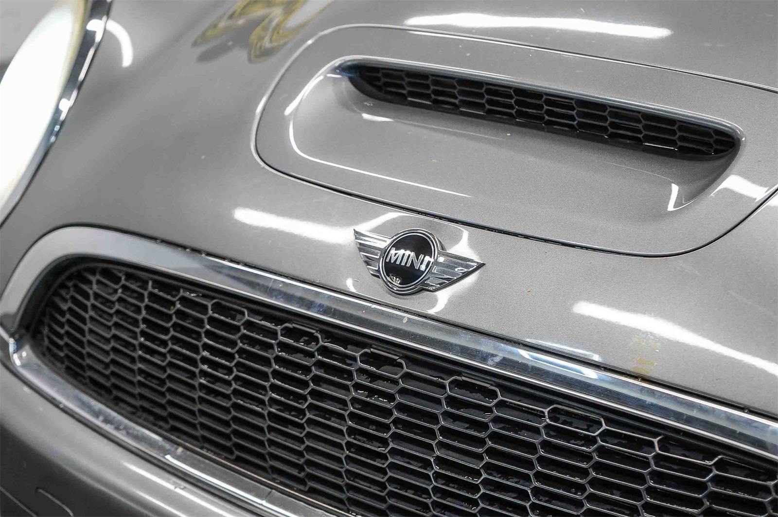 Thumbnail: 2009 MINI Cooper Hardtop - 8