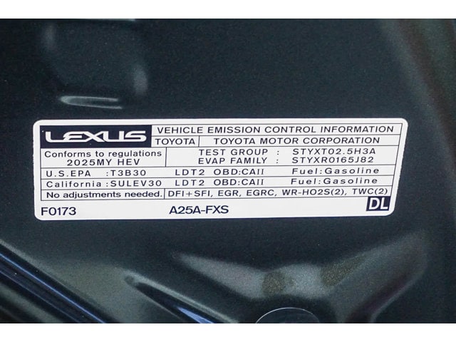 Thumbnail: 2025 Lexus RX - 28