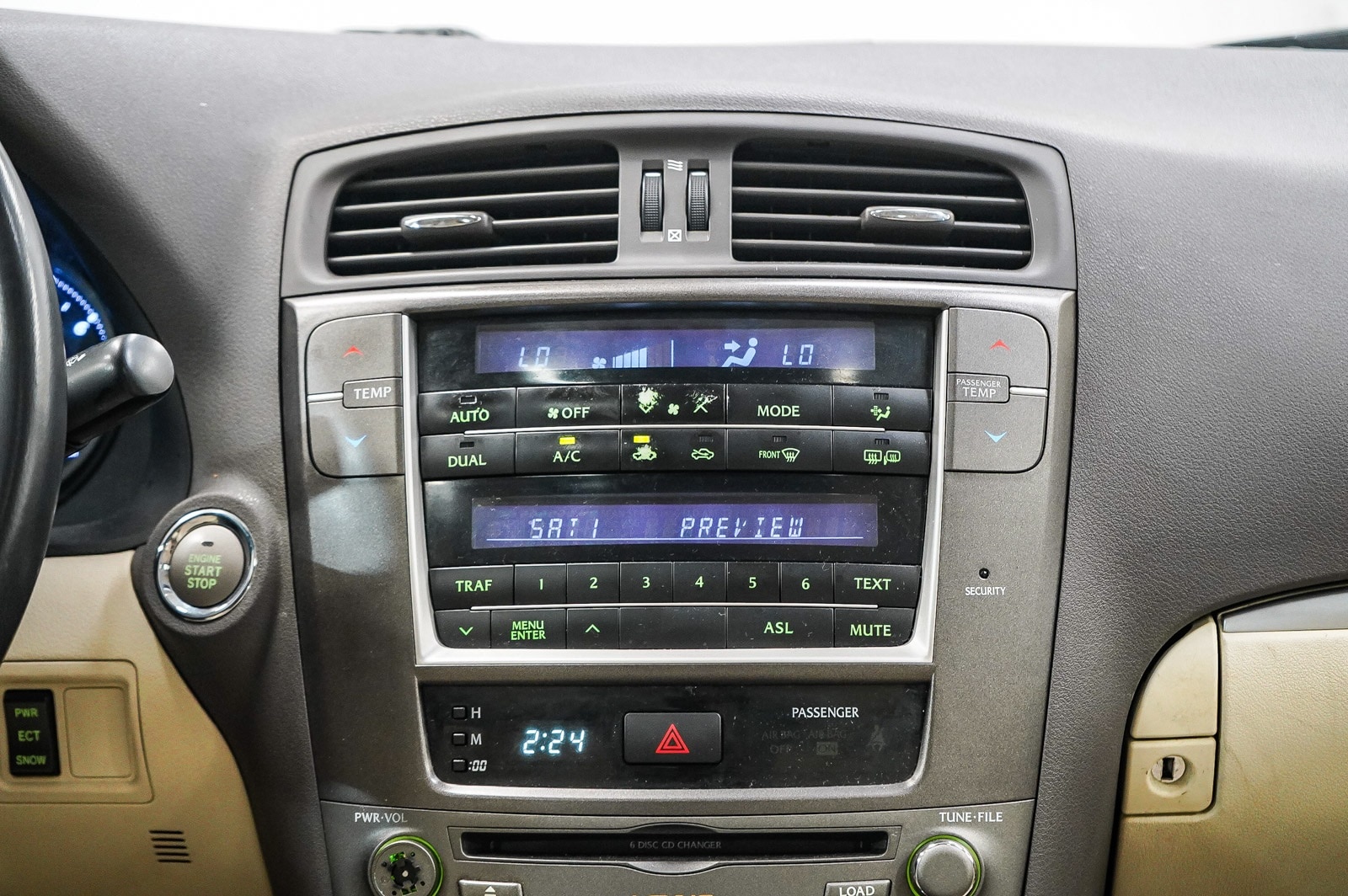 Thumbnail: 2013 Lexus IS - 14