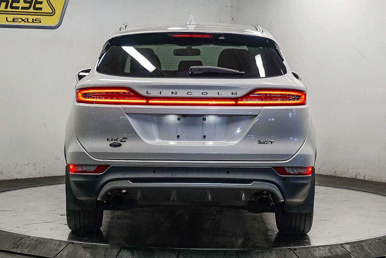 Thumbnail: 2017 Lincoln MKC - 3