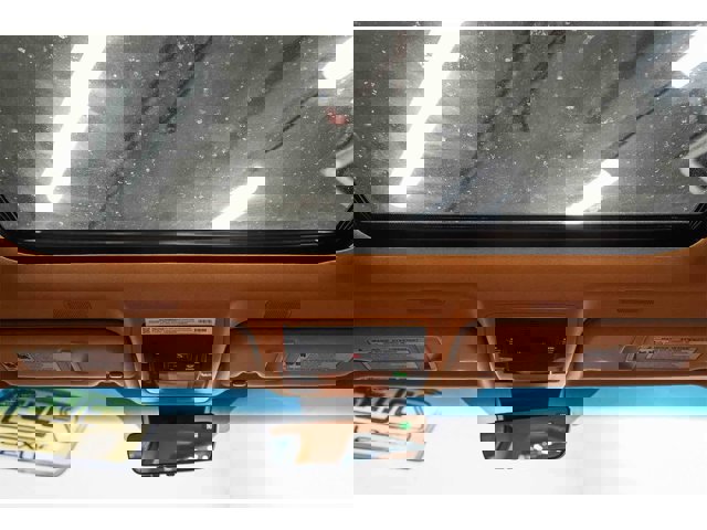 Thumbnail: 2025 Lexus ES - 18