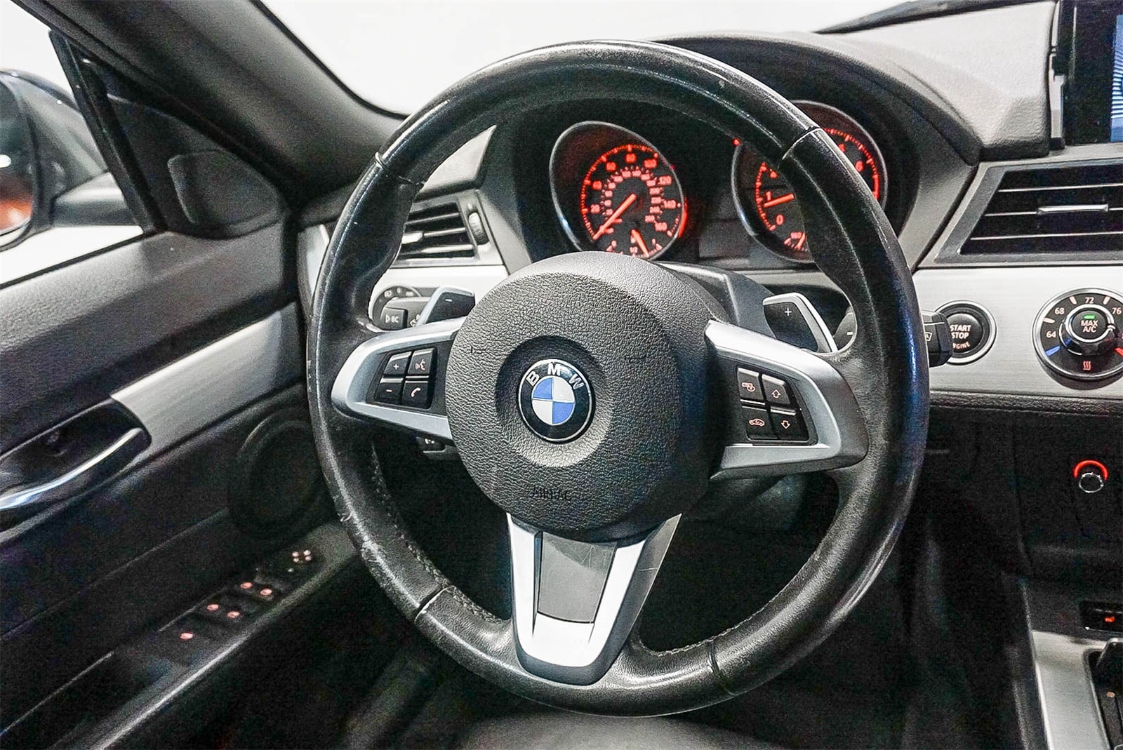 Thumbnail: 2016 BMW Z4 - 15