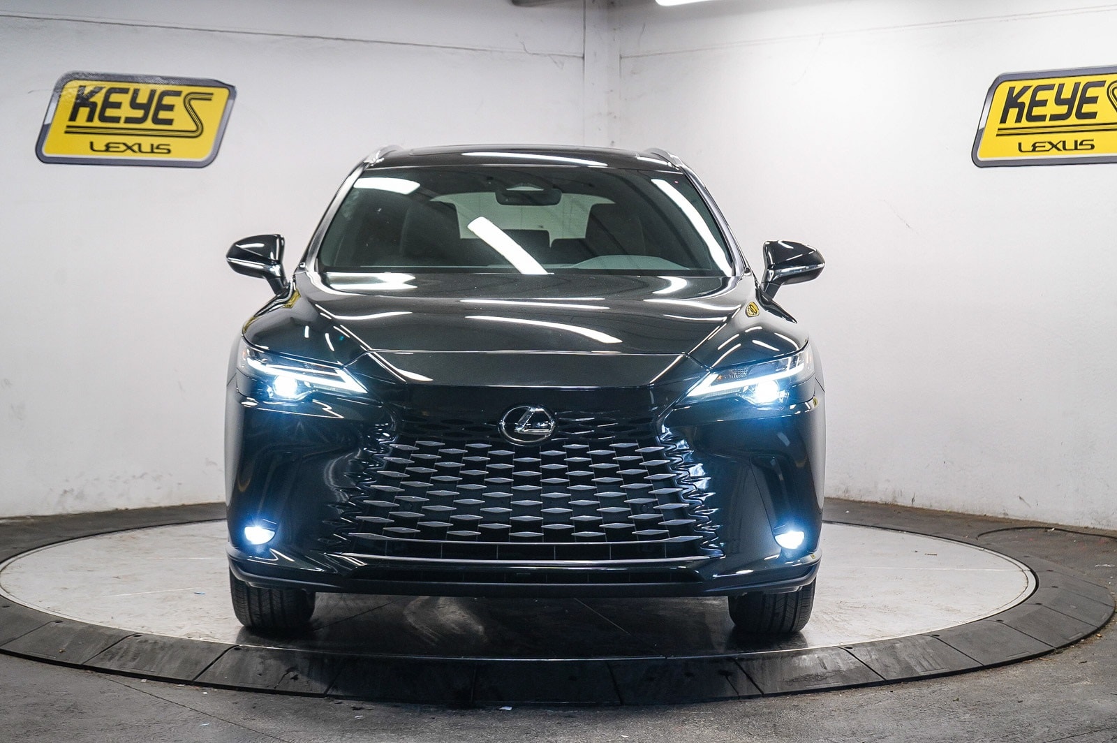 Thumbnail: 2025 Lexus RX - 6