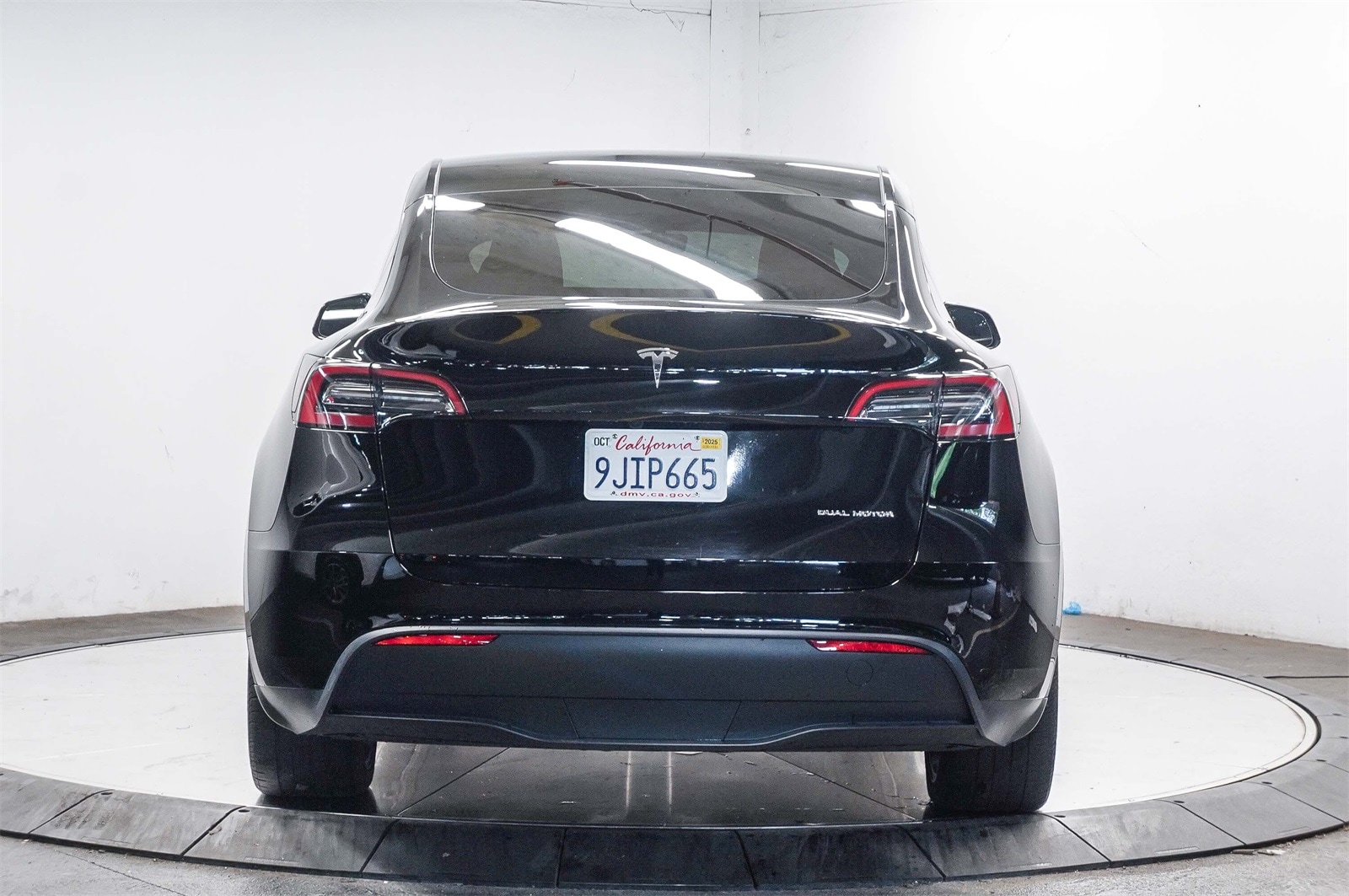 Thumbnail: 2023 Tesla Model Y - 5