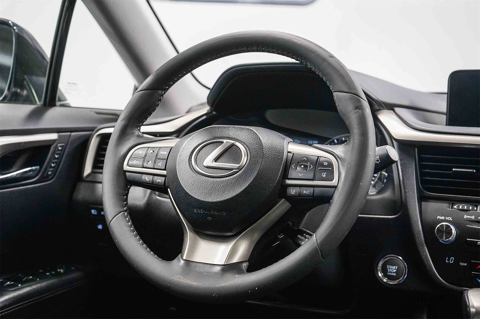 Thumbnail: 2017 Lexus RX - 15