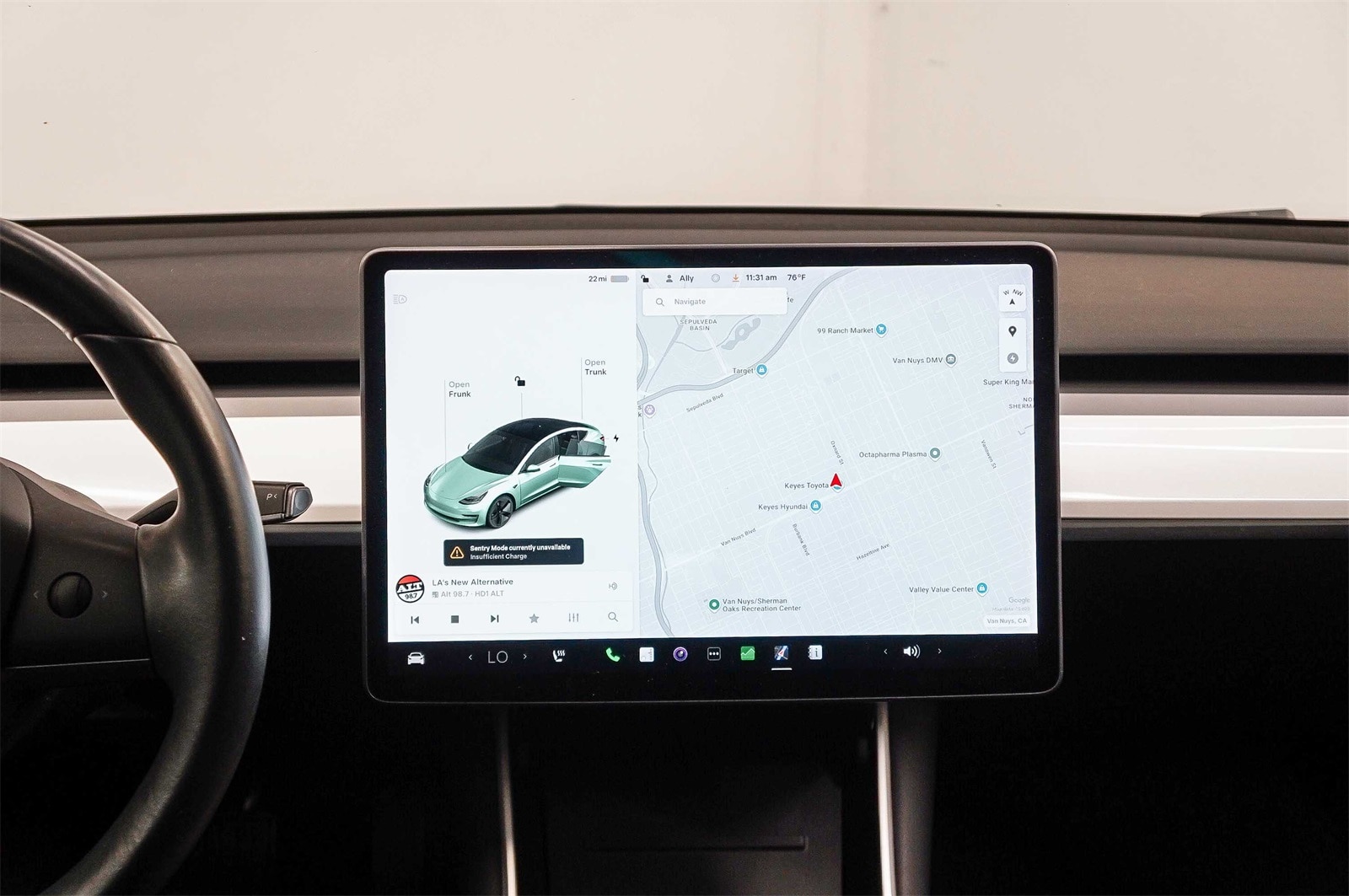 Thumbnail: 2019 Tesla Model 3 - 13