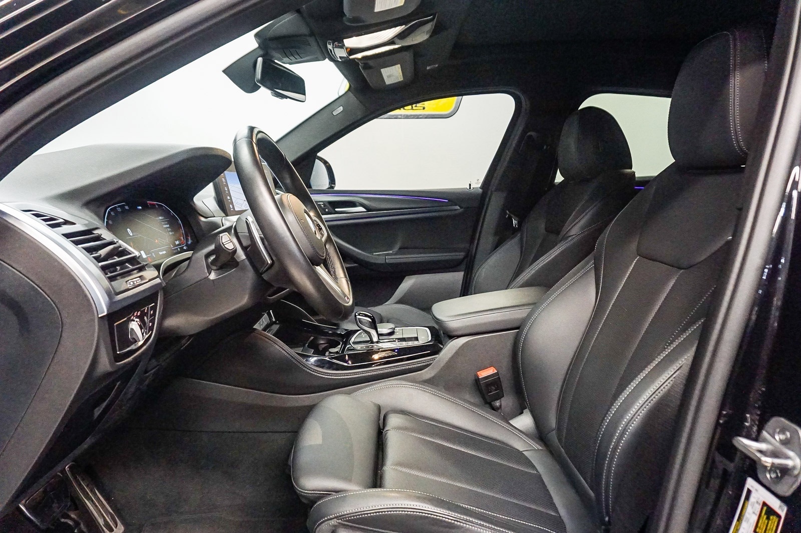 Thumbnail: 2023 BMW X4 - 19
