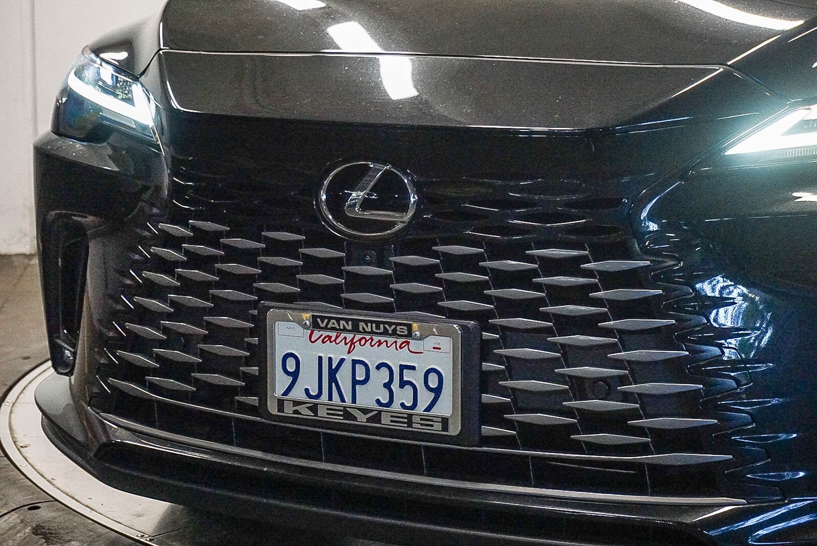 Thumbnail: 2024 Lexus RX - 8