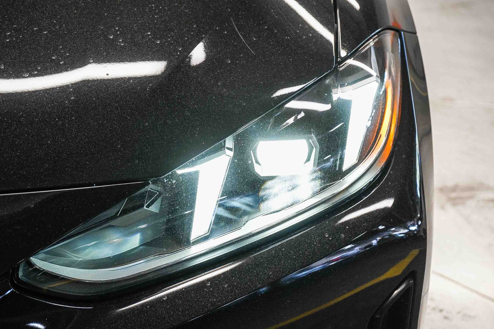 Thumbnail: 2025 BMW i4 - 6