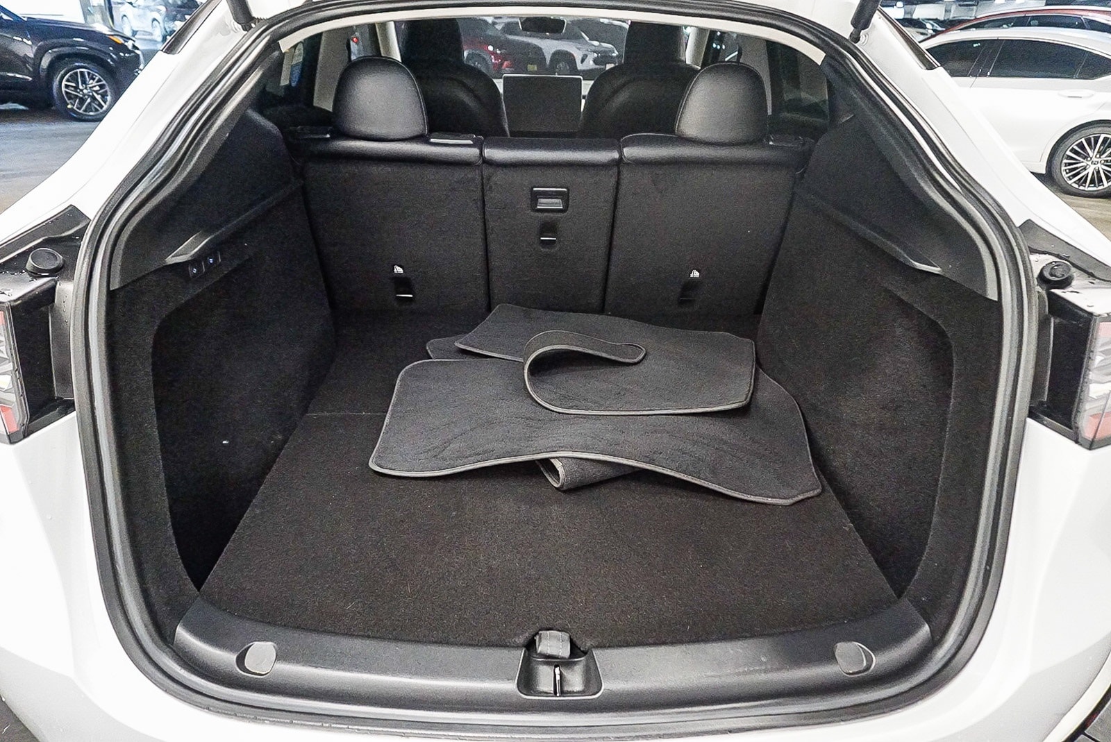 Thumbnail: 2023 Tesla Model Y - 25