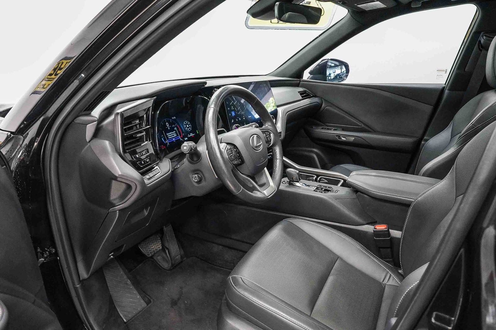 Thumbnail: 2024 Lexus TX - 17