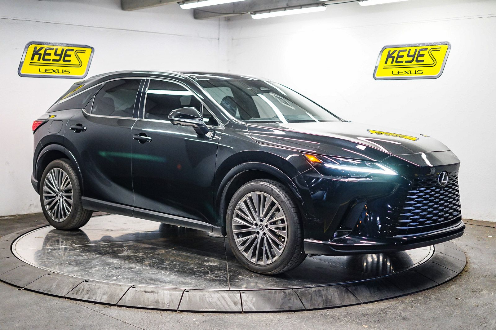 Thumbnail: 2024 Lexus RX - 5