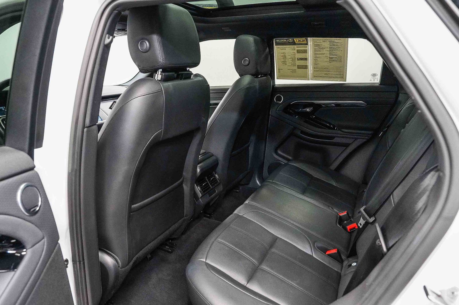 Thumbnail: 2023 Land Rover Range Rover Evoque - 19