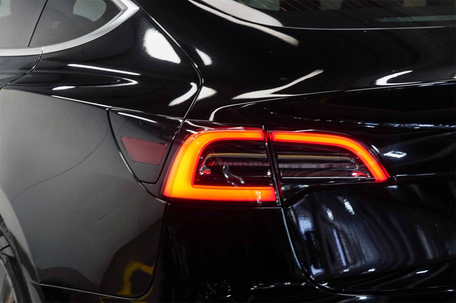 Thumbnail: 2019 Tesla Model 3 - 7