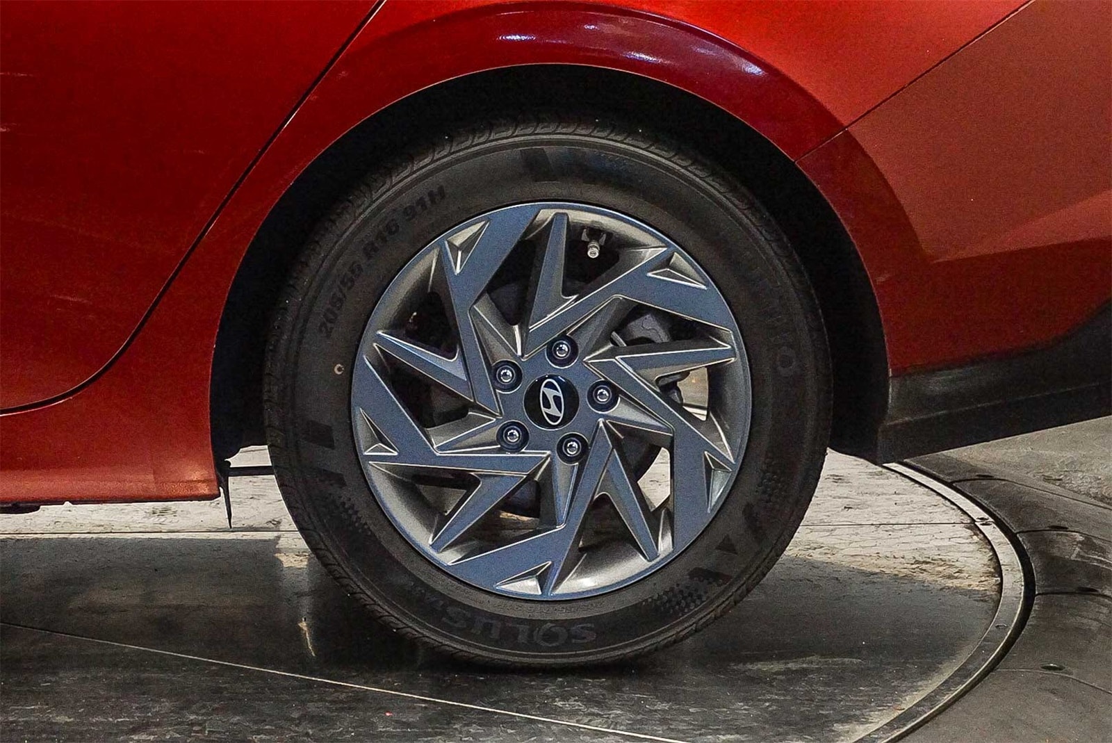 Thumbnail: 2024 Hyundai Elantra - 10