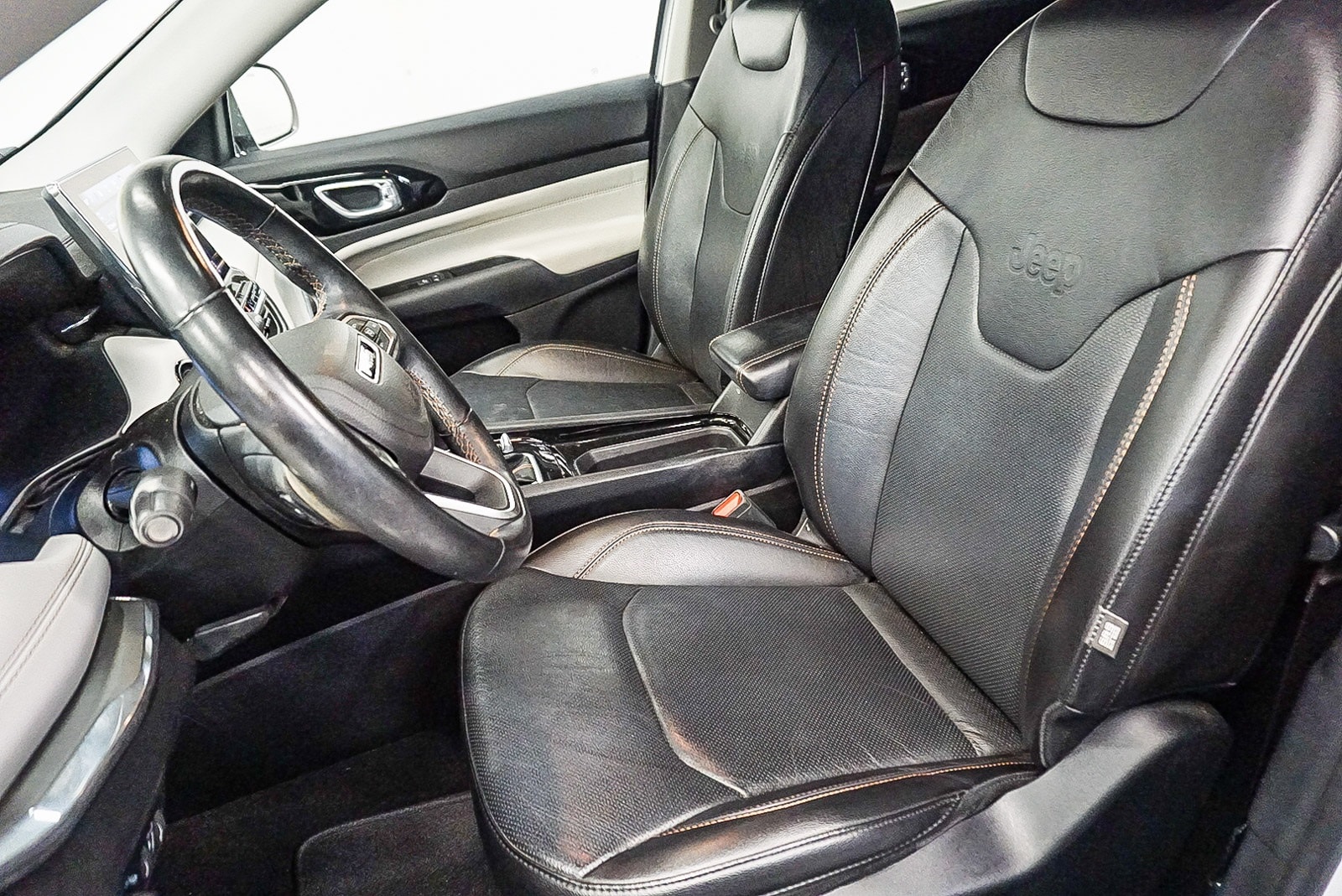 Thumbnail: 2022 Jeep Compass - 19