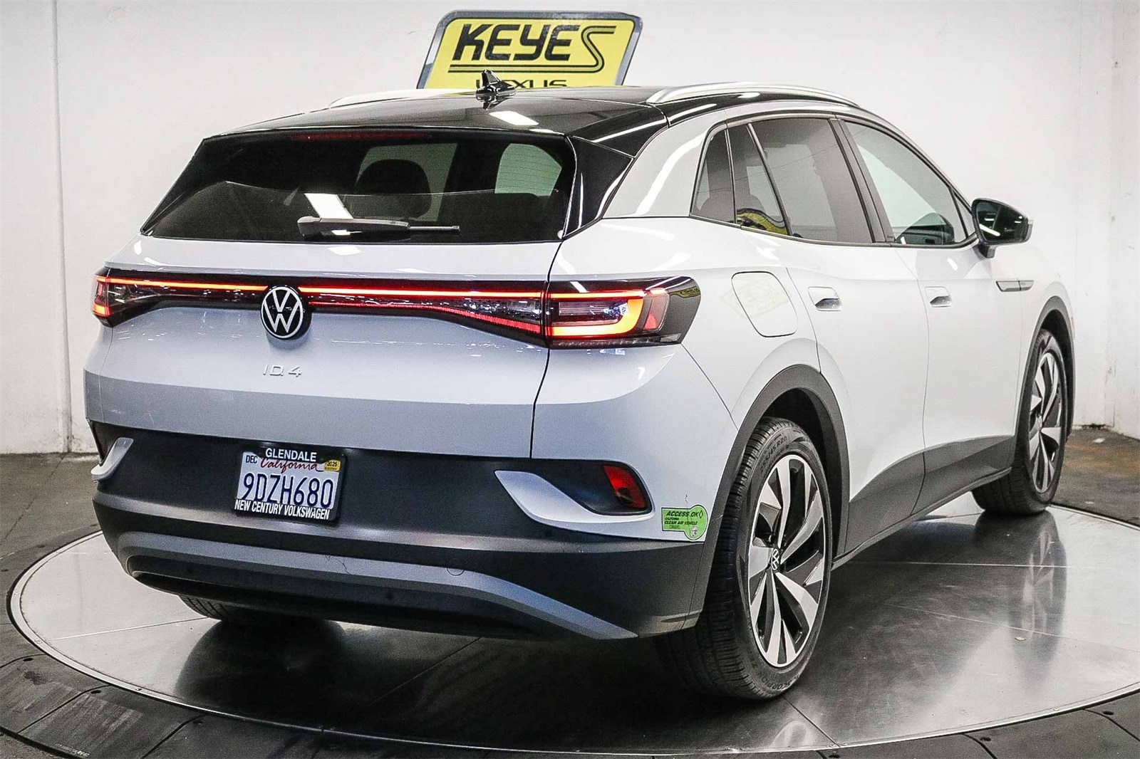 Thumbnail: 2022 Volkswagen ID.4 - 6