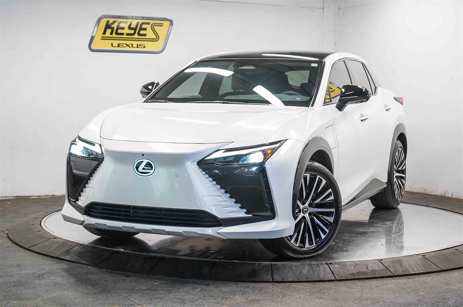2023 Lexus RZ 450e -
                  Van Nuys, CA
