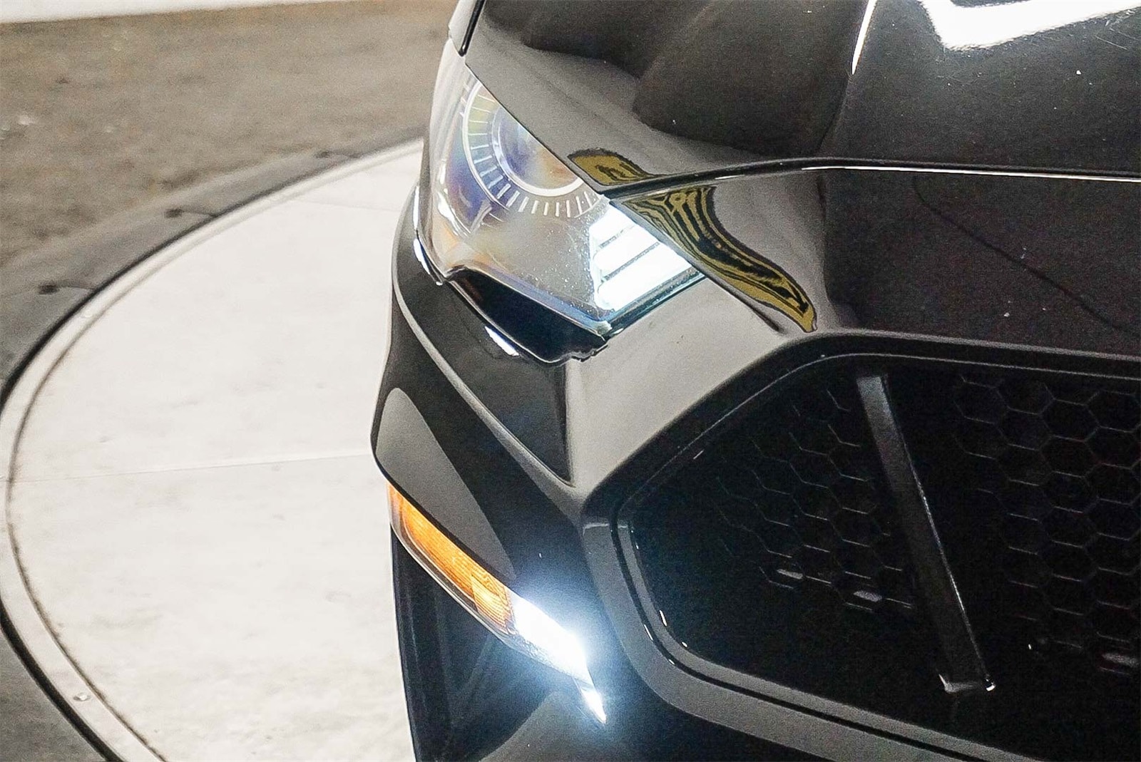 Thumbnail: 2021 Ford Mustang - 7