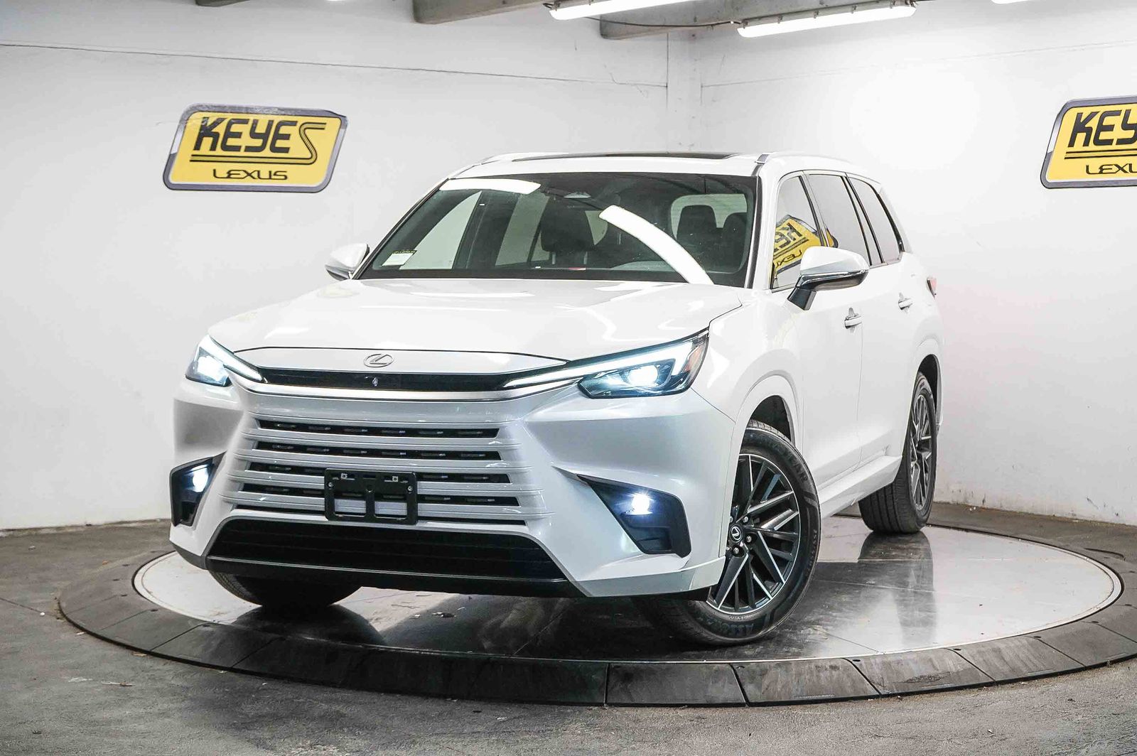 2025 Lexus TX 350 -
                  Van Nuys, CA