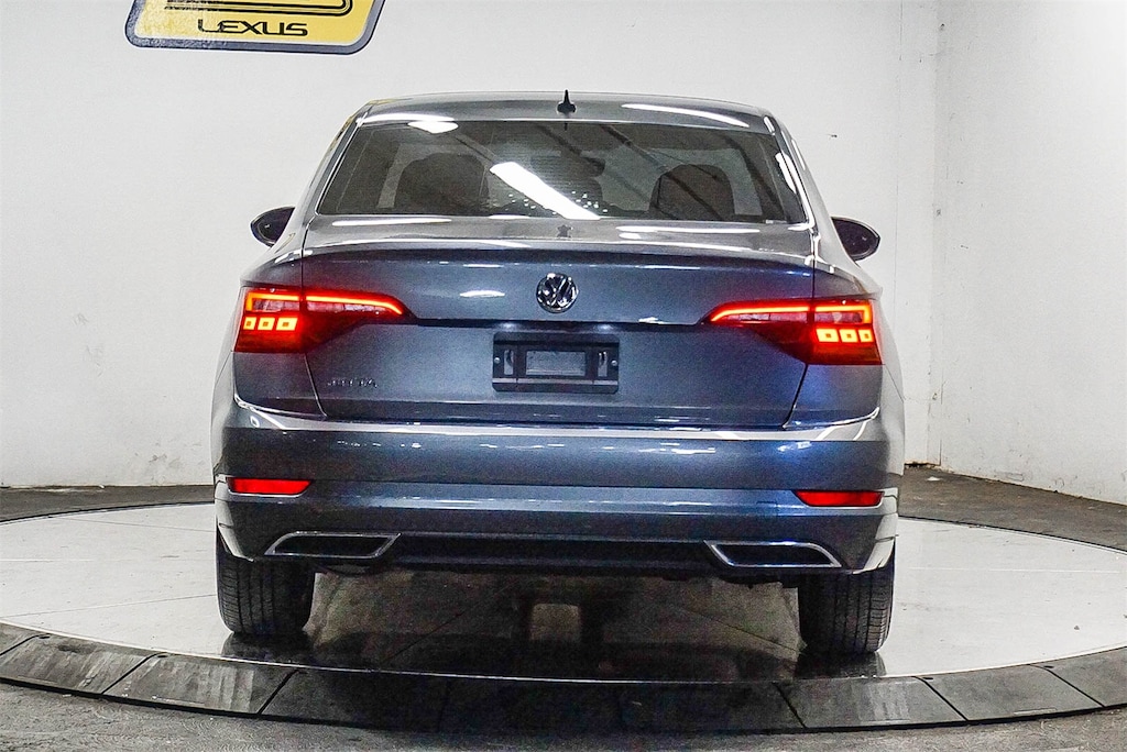 Used 2019 Volkswagen Jetta R-Line Sedan