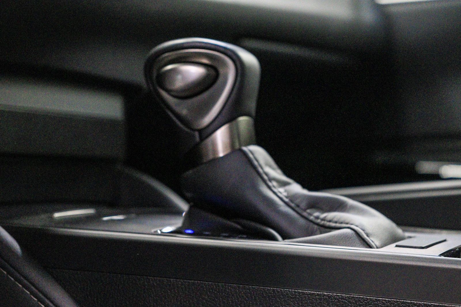 Thumbnail: 2025 Lexus ES - 19