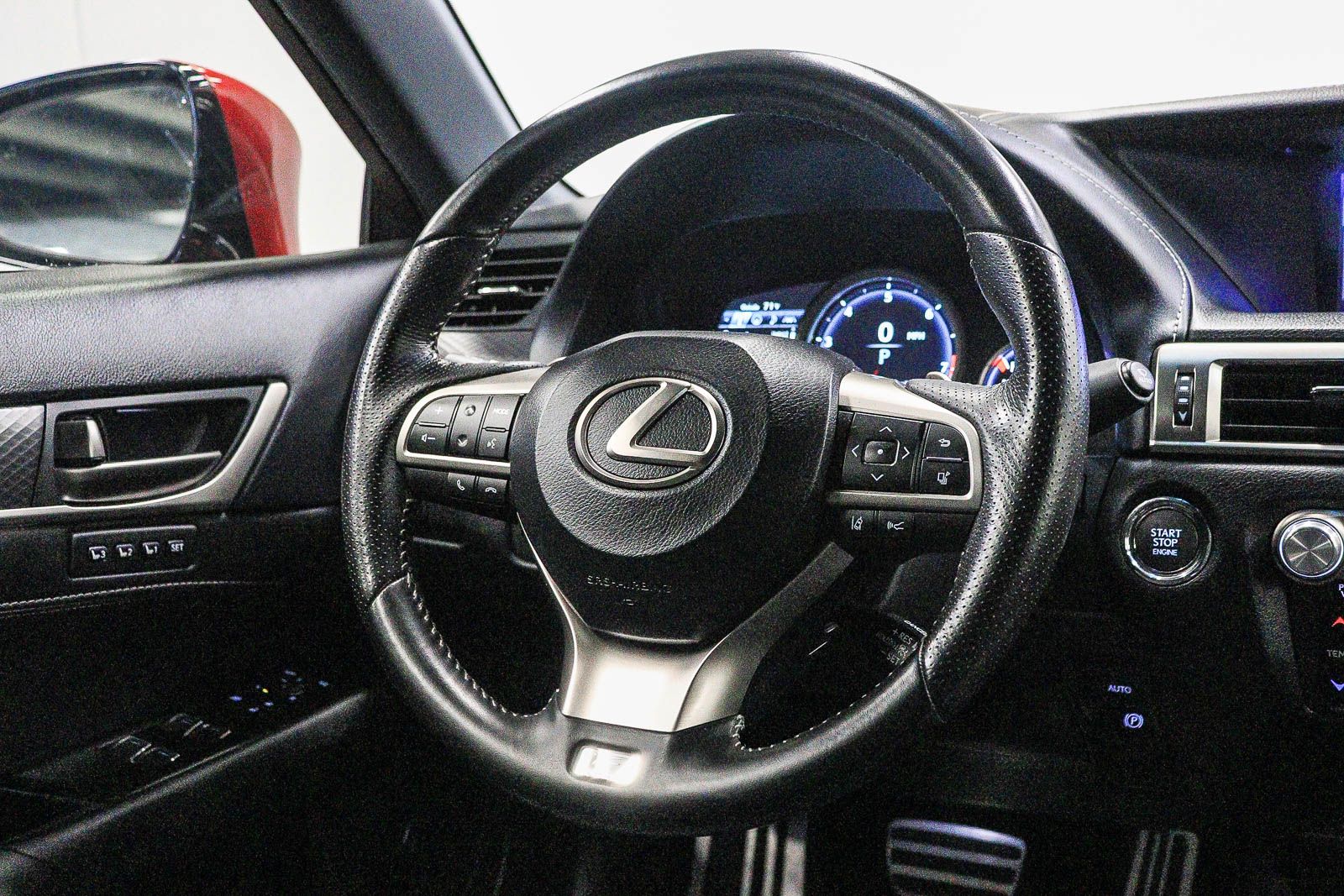 Thumbnail: 2018 Lexus GS - 17